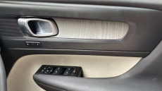 Volvo Xc40 1.5 T5 Recharge PHEV Inscription Pro 5dr Auto Estate